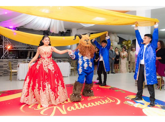 dhulce baile bella y bestia